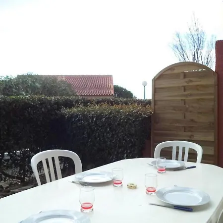 Holiday home Pavillon A Avec Piscine, Terrasse Et Climatisation - 6 Couchages - Fr-1-229b-467